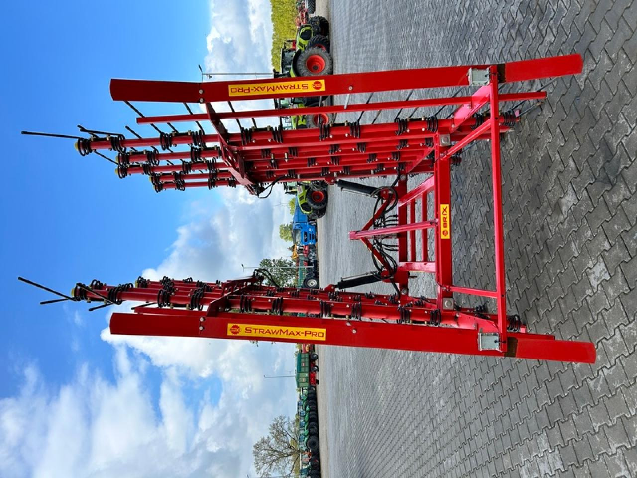 BRIX STROHSTRIEGEL STR720H - ציוד עיבוד קרקע: תמונה 2 BRIX STROHSTRIEGEL STR720H - ציוד עיבוד קרקע: תמונה 2