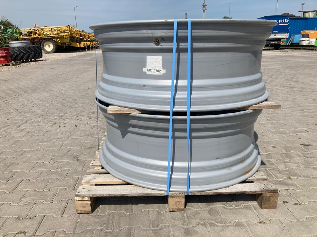 FELGEN HORSCH LEEB GS 16X46" - חישוק עבור מכונה חקלאית: תמונה 1 FELGEN HORSCH LEEB GS 16X46" - חישוק עבור מכונה חקלאית: תמונה 1