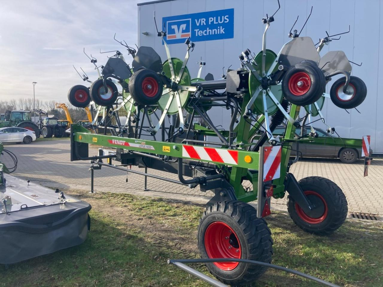 Fendt LOTUS 1020 T - גורף/ מגרפה: תמונה 3 Fendt LOTUS 1020 T - גורף/ מגרפה: תמונה 3