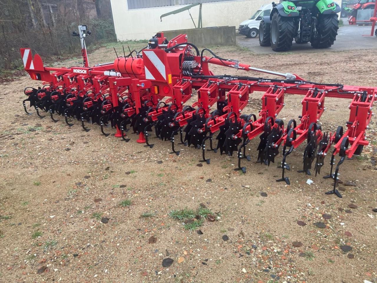 HORSCH TRANSFORMER6 VF - ציוד עיבוד קרקע: תמונה 3 HORSCH TRANSFORMER6 VF - ציוד עיבוד קרקע: תמונה 3