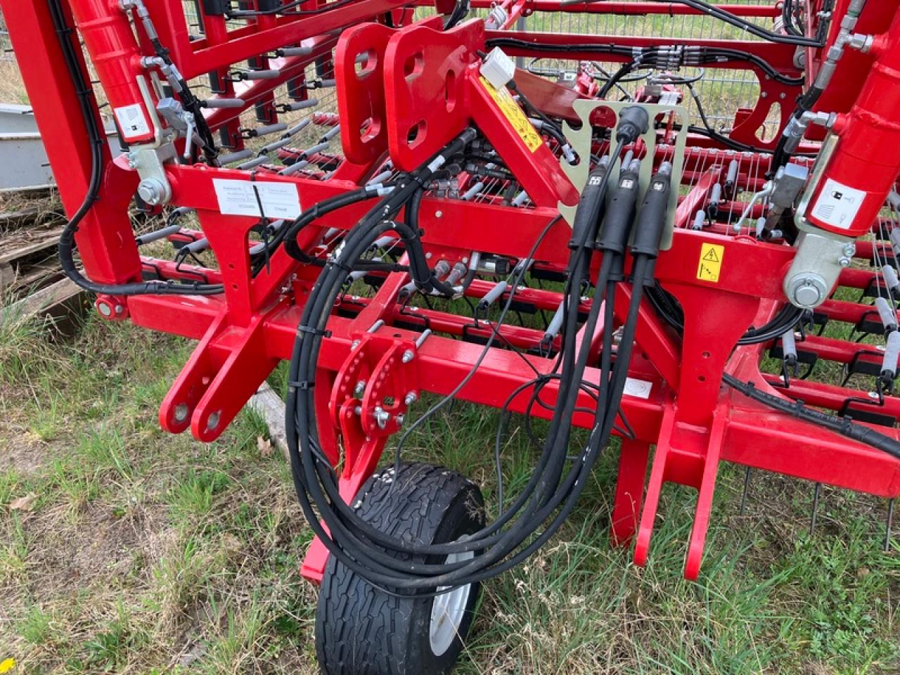 Horsch CURA 12 ST - ציוד עיבוד קרקע: תמונה 4 Horsch CURA 12 ST - ציוד עיבוד קרקע: תמונה 4