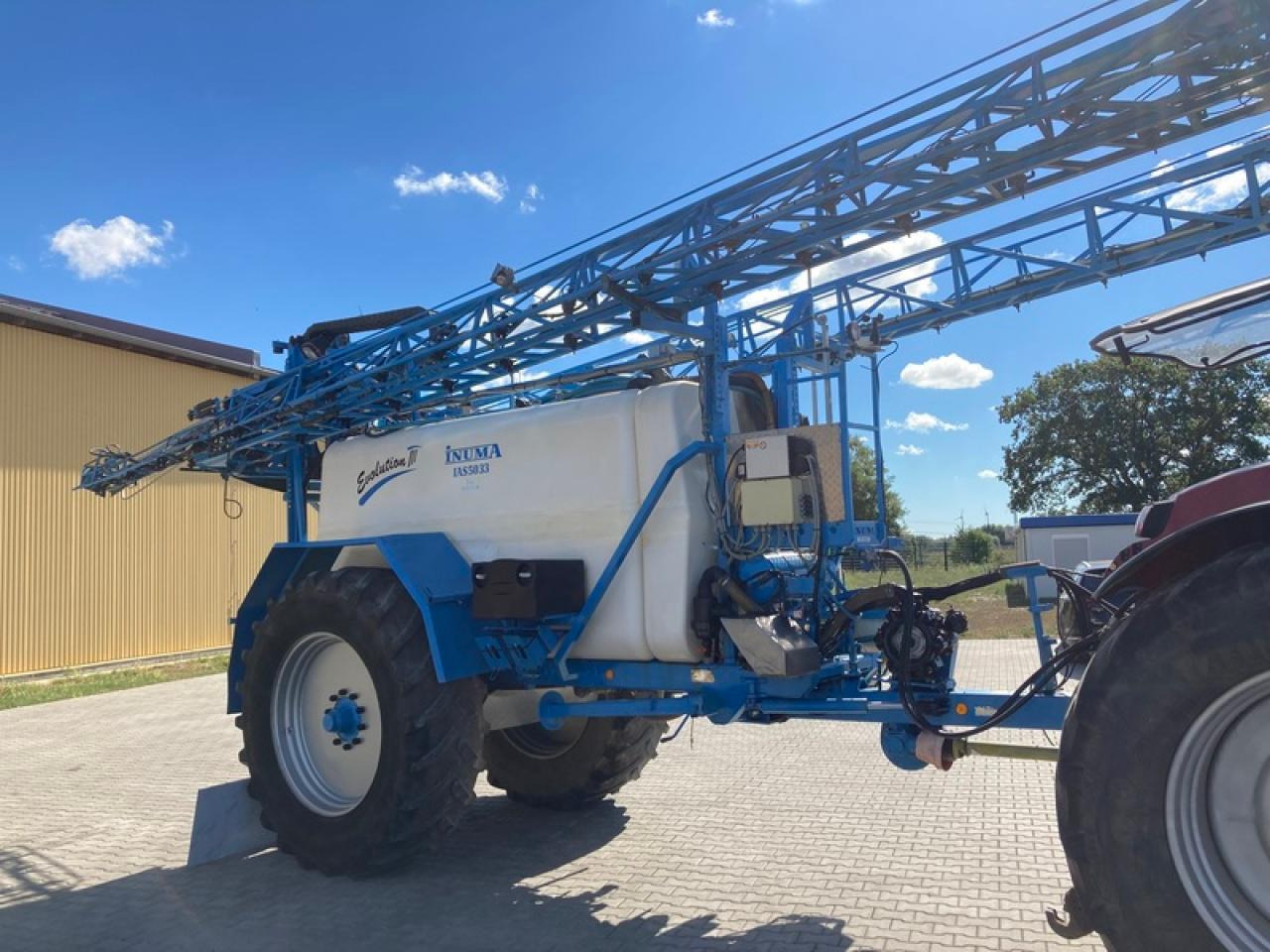 Inuma IAS 5033 - מרסס נגרר: תמונה 5 Inuma IAS 5033 - מרסס נגרר: תמונה 5