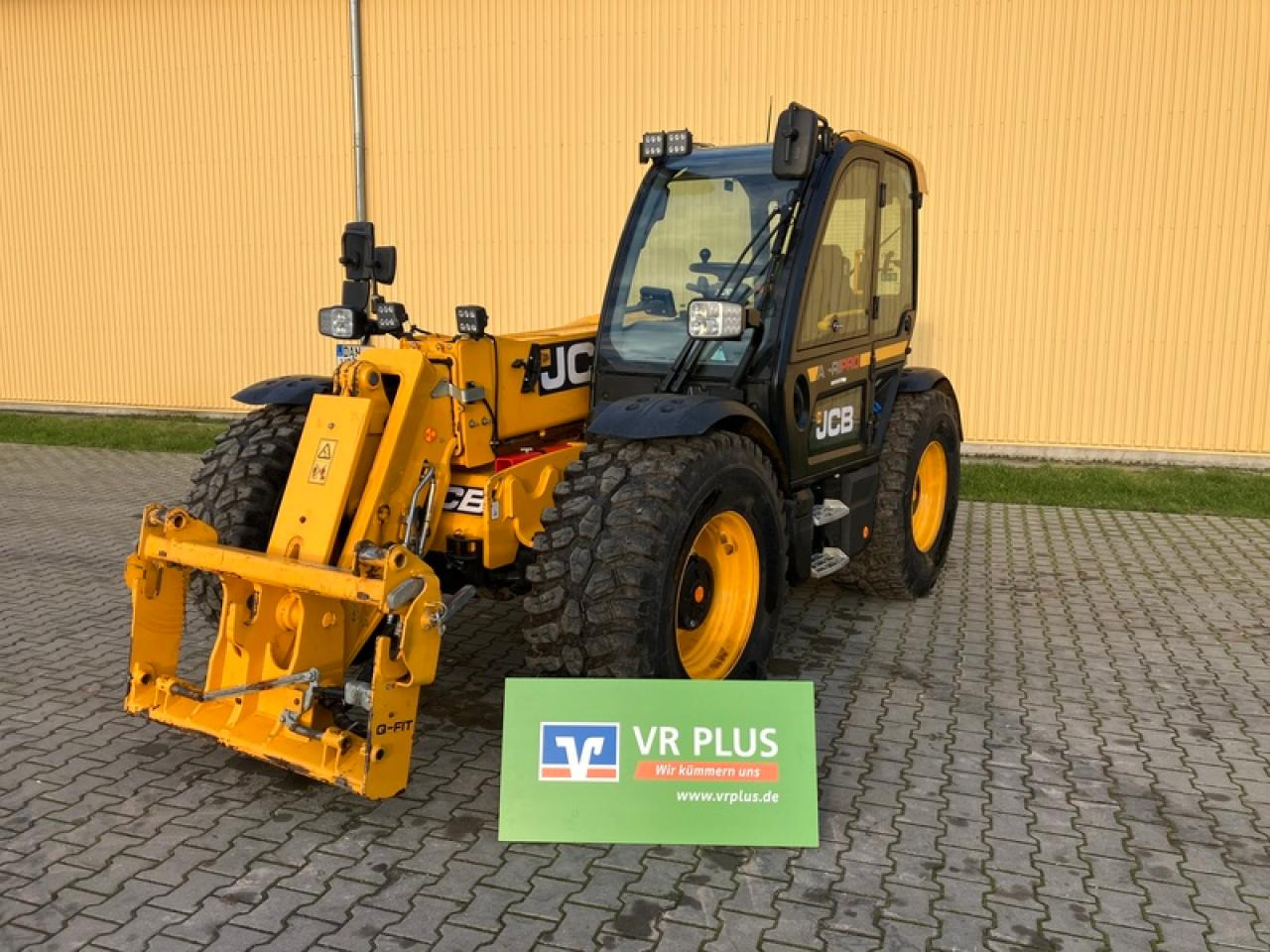 JCB 542-70 AGRI PRO - מפעיל טלסקופי: תמונה 1 JCB 542-70 AGRI PRO - מפעיל טלסקופי: תמונה 1