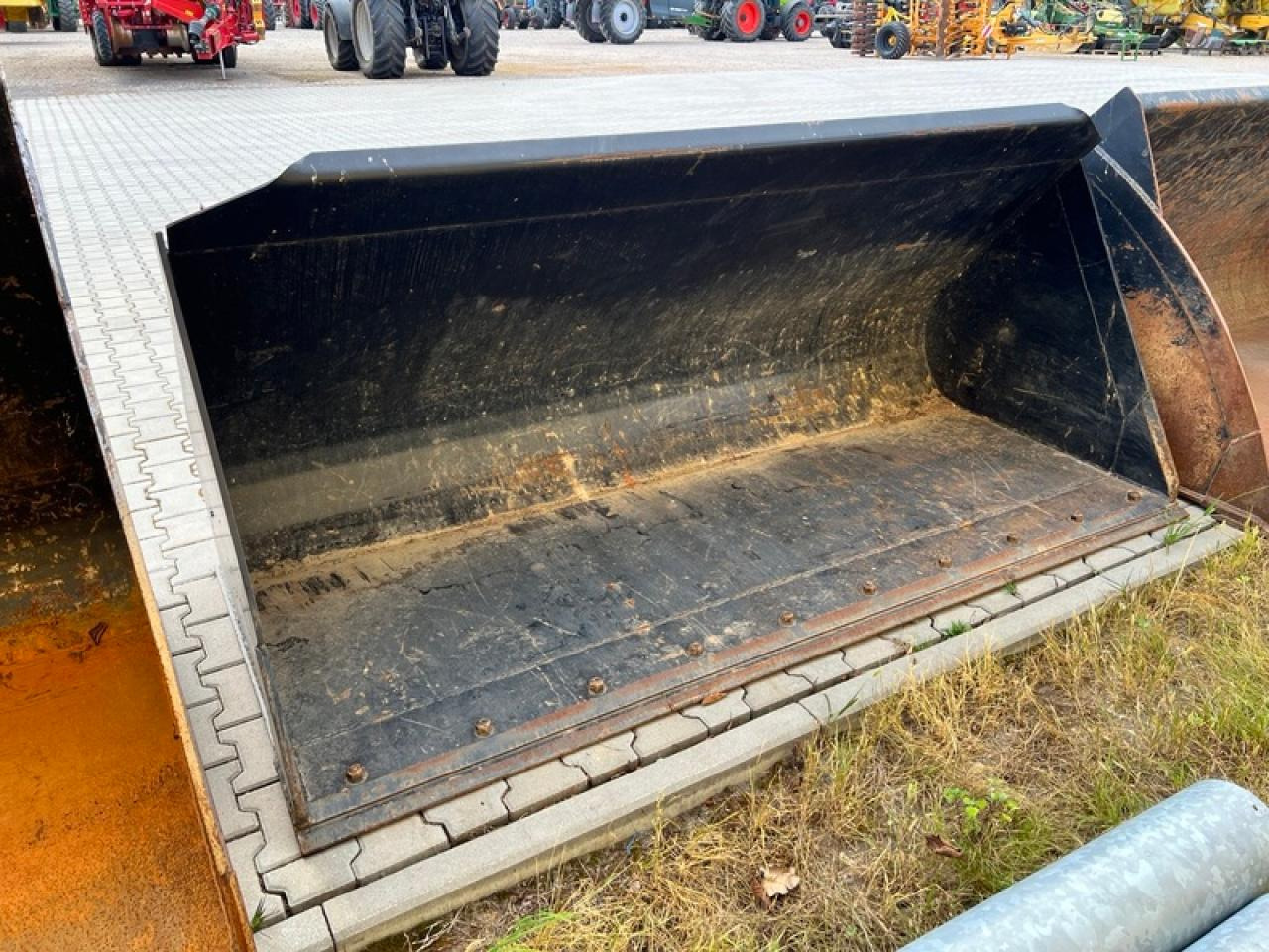 JCB LSB SCHWERGUTSCHAUFEL JCB Q-FIT - דלי: תמונה 2 JCB LSB SCHWERGUTSCHAUFEL JCB Q-FIT - דלי: תמונה 2