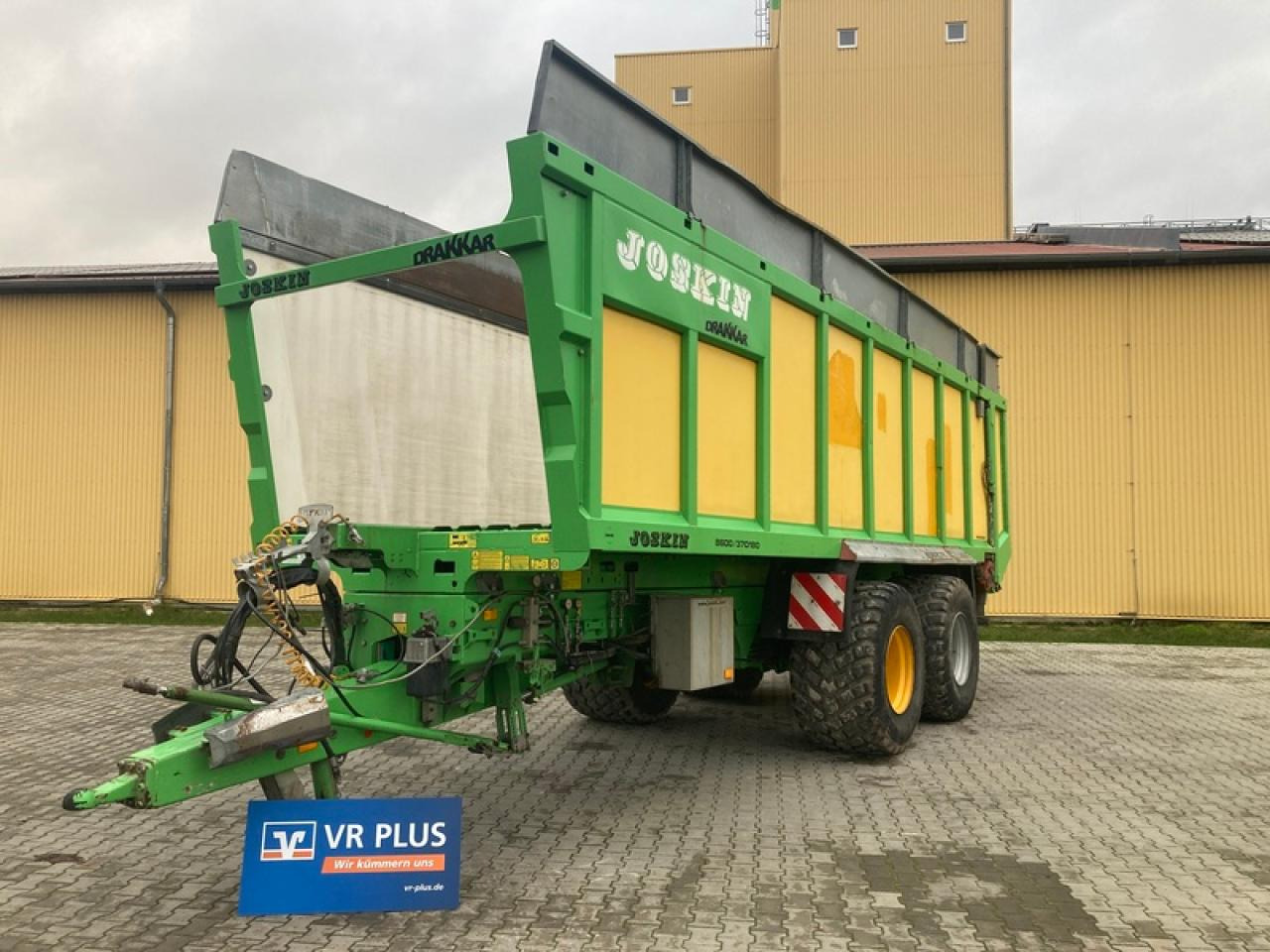 Joskin DRAKKAR 8600/37D180 - מסיר פסולת/ קרון נגרר חקלאי: תמונה 1 Joskin DRAKKAR 8600/37D180 - מסיר פסולת/ קרון נגרר חקלאי: תמונה 1