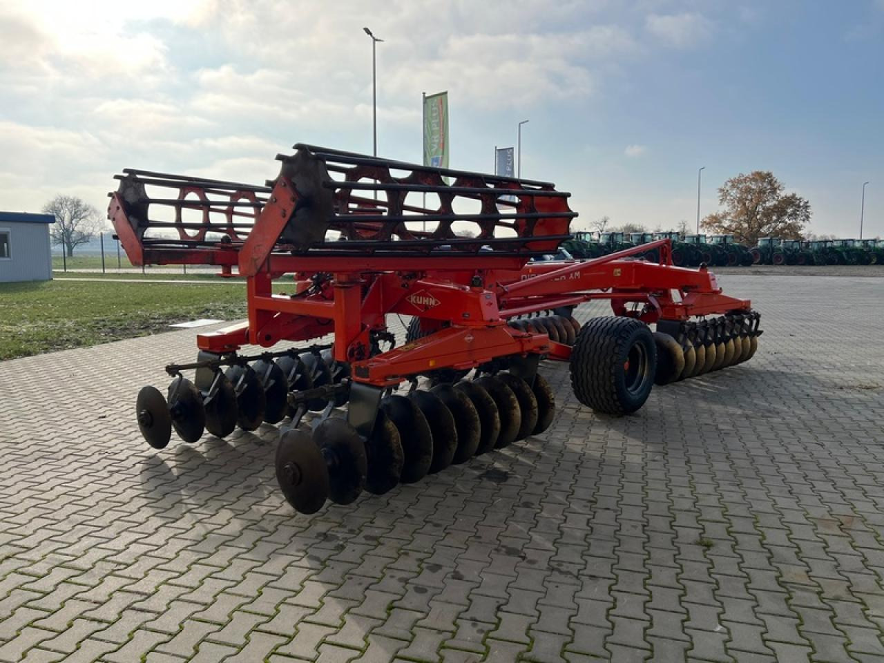 Kuhn XM 36/660 - משדדת דיסק: תמונה 3 Kuhn XM 36/660 - משדדת דיסק: תמונה 3