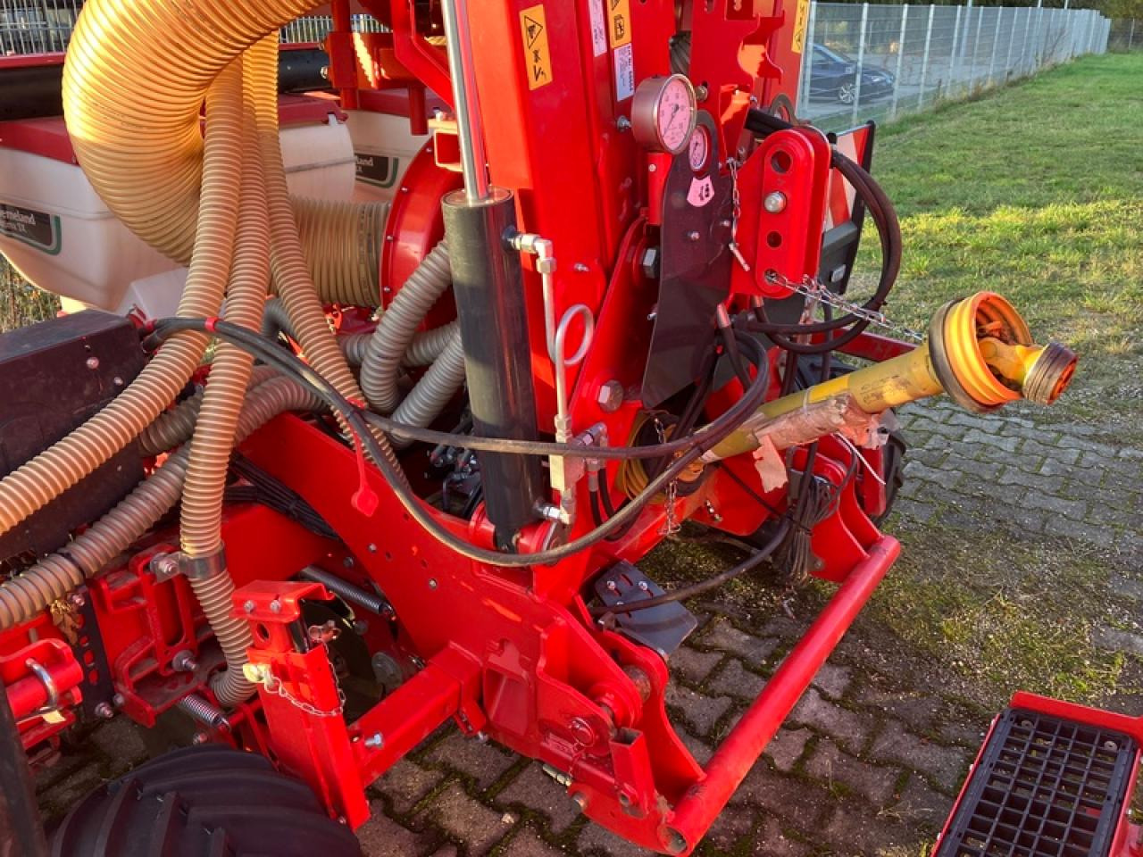 Kverneland OPTIMA 12 SX + FRONTTANK//GEOSEED - מכונת זריעה מדויקת: תמונה 5 Kverneland OPTIMA 12 SX + FRONTTANK//GEOSEED - מכונת זריעה מדויקת: תמונה 5