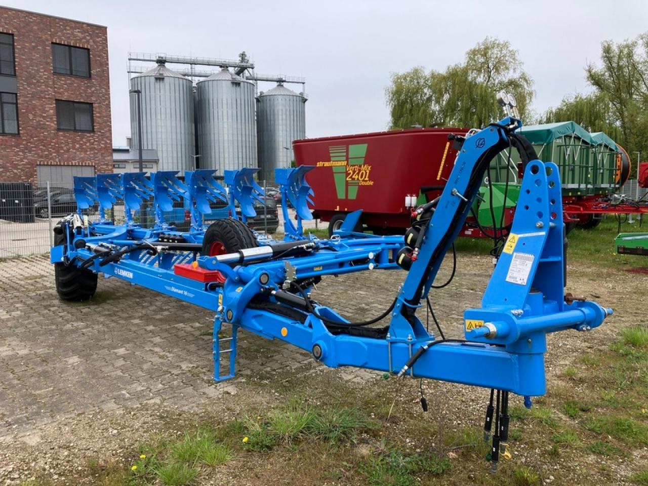Lemken DIAMANT 16 V OFF+ONLAND - מחרשה: תמונה 2 Lemken DIAMANT 16 V OFF+ONLAND - מחרשה: תמונה 2