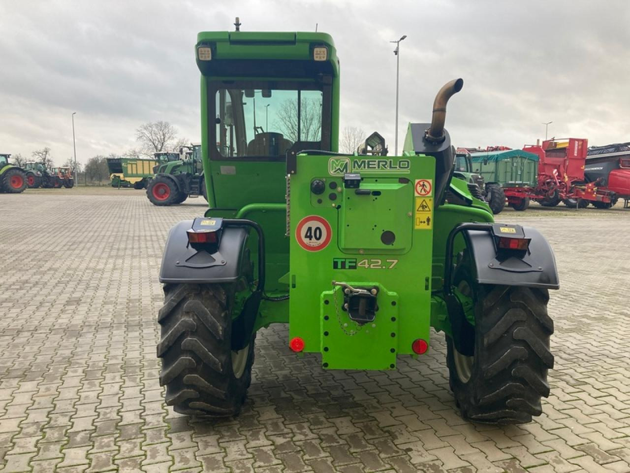 Merlo TF42.7-140 - מפעיל טלסקופי: תמונה 3 Merlo TF42.7-140 - מפעיל טלסקופי: תמונה 3