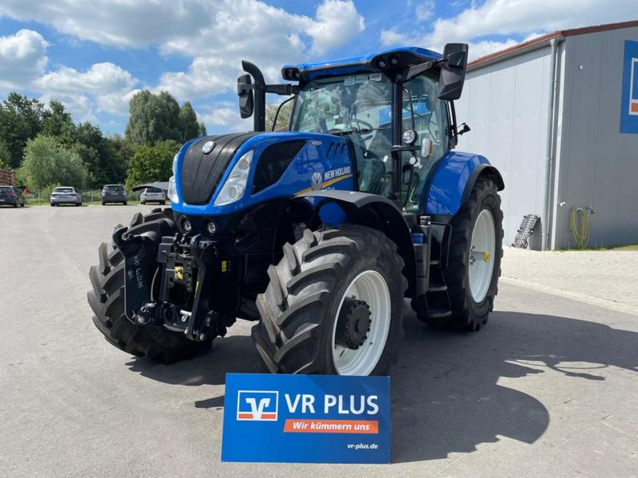 New Holland T 7.245 - טרקטור חקלאי: תמונה 1 New Holland T 7.245 - טרקטור חקלאי: תמונה 1