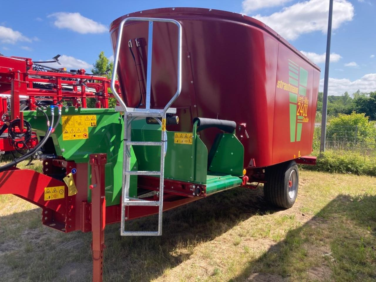 Strautmann VERTIMIX 2401D - עגלת מערבל מספוא: תמונה 1 Strautmann VERTIMIX 2401D - עגלת מערבל מספוא: תמונה 1