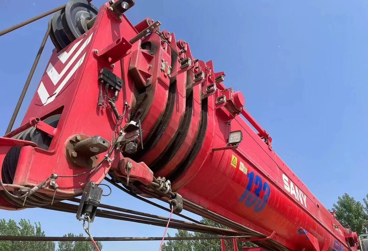 Sany STC1000 - עגורן נייד: תמונה 2 Sany STC1000 - עגורן נייד: תמונה 2