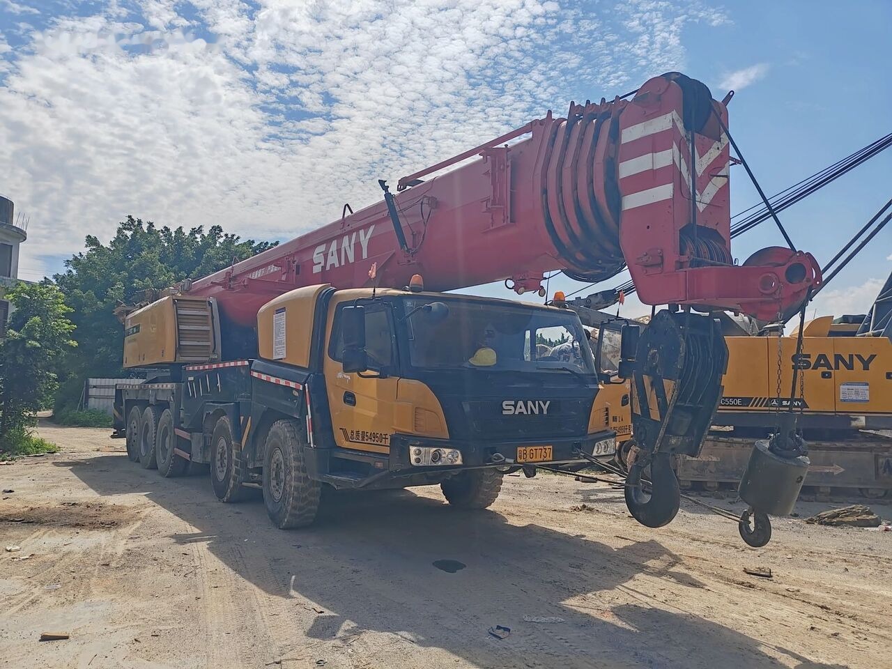 Sany used truck crane STC1600 STC500 STC800 STC1000 50 75 80 100 110 - עגורן נייד: תמונה 1 Sany used truck crane STC1600 STC500 STC800 STC1000 50 75 80 100 110 - עגורן נייד: תמונה 1