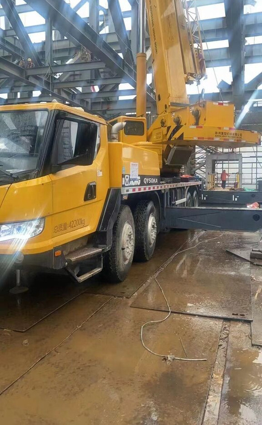 עגורן נייד XCMG QY50KA 25t 30t 50t 70t 80t 100t: תמונה 1