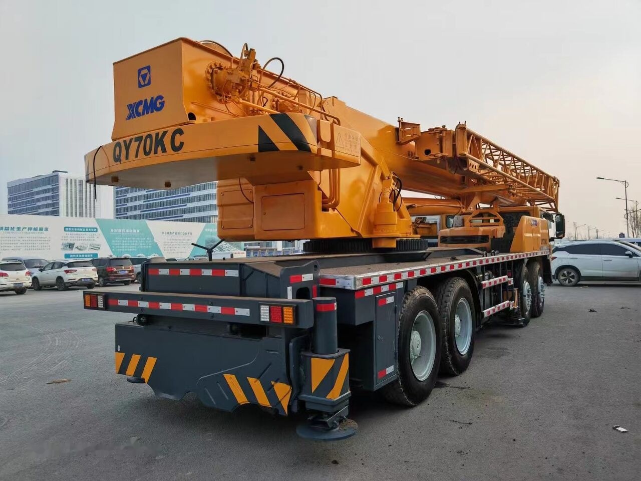 XCMG QY70KC 25t 50t 30t 70t 90t - עגורן נייד: תמונה 2 XCMG QY70KC 25t 50t 30t 70t 90t - עגורן נייד: תמונה 2