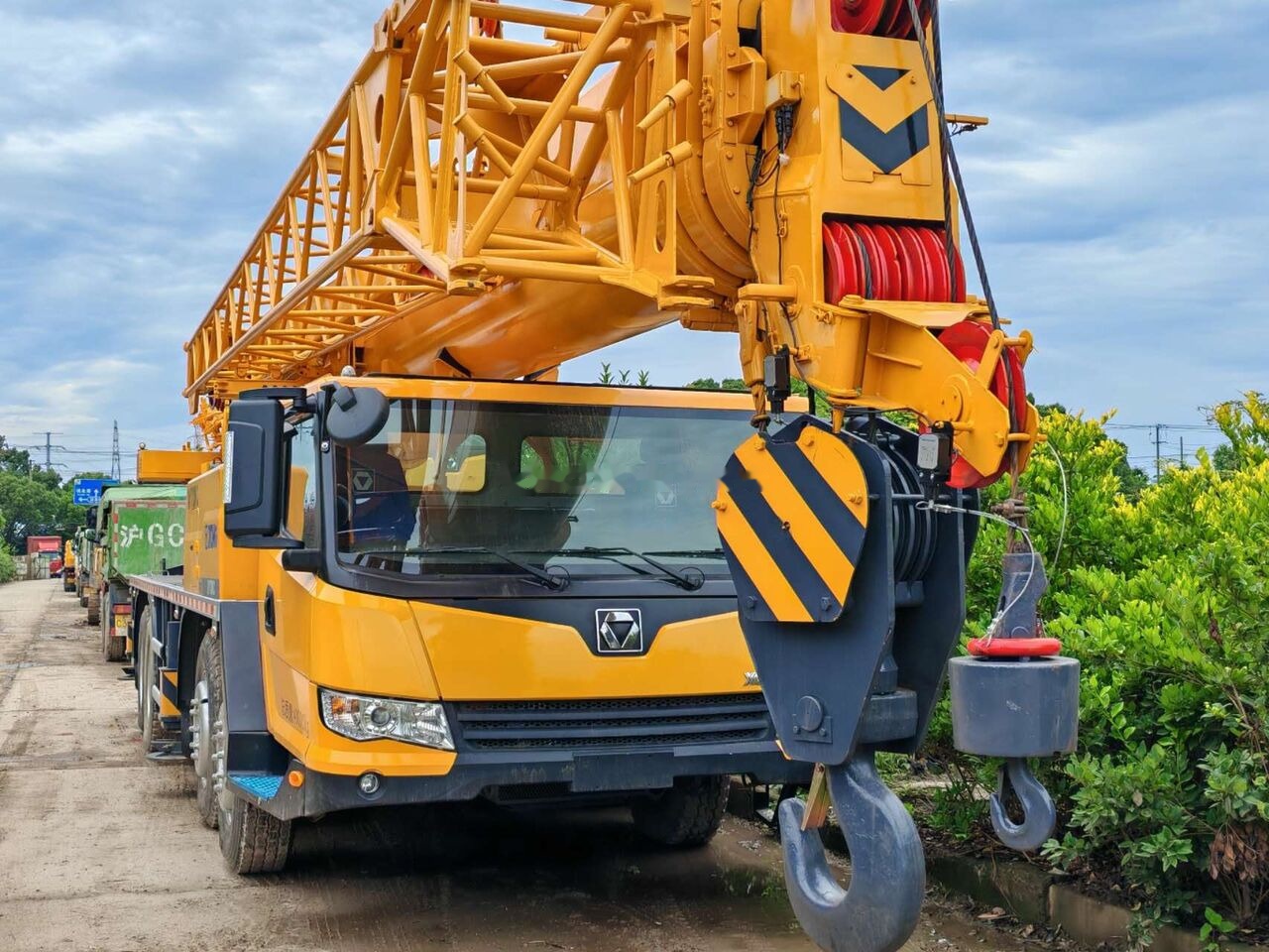 XCMG QY70KC QY50KC 50ton 70ton 80ton 90ton 100ton - עגורן נייד: תמונה 2 XCMG QY70KC QY50KC 50ton 70ton 80ton 90ton 100ton - עגורן נייד: תמונה 2