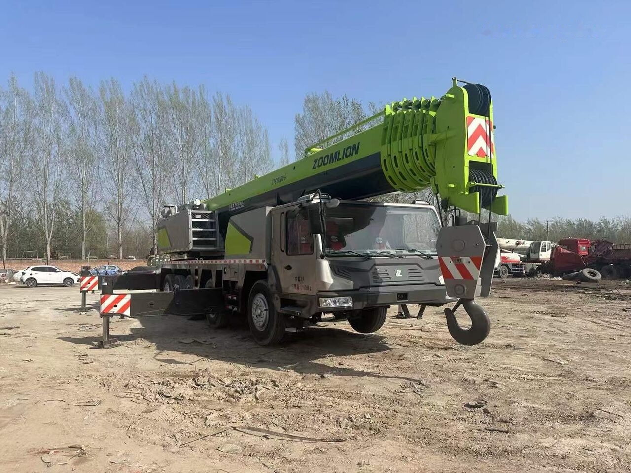 Zoomlion Zoomlion ZTC900V ZTC800V ZTC550V ZTC500V truck cranes - עגורן נייד: תמונה 4 Zoomlion Zoomlion ZTC900V ZTC800V ZTC550V ZTC500V truck cranes - עגורן נייד: תמונה 4