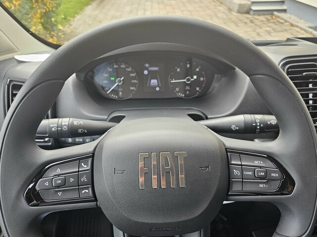 FIAT Ducato 140 DOKA Pritsche 2,9 Meter Klima DAB... - כלי רכב מסחרי במיטה שטוחה, כלי רכב מסחרי קומבי: תמונה 4 FIAT Ducato 140 DOKA Pritsche 2,9 Meter Klima DAB... - כלי רכב מסחרי במיטה שטוחה, כלי רכב מסחרי קומבי: תמונה 4