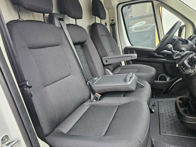 כלי רכב מסחרי עם לוח FIAT Ducato 35 140 Serie10-9.2 Modell 25 L2H1 sofort...: תמונה 16 כלי רכב מסחרי עם לוח FIAT Ducato 35 140 Serie10-9.2 Modell 25 L2H1 sofort...: תמונה 16