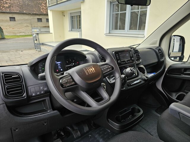 FIAT Ducato 35 MAXI 180 Koffer GFK 2,38 Höhe sofort... - כלי רכב מסחרי עם תיבה: תמונה 3 FIAT Ducato 35 MAXI 180 Koffer GFK 2,38 Höhe sofort... - כלי רכב מסחרי עם תיבה: תמונה 3