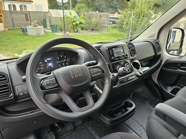 FIAT Ducato MAXI 180 Serie10-9.2 2025 L5 L4 Pritsche - כלי רכב מסחרי במיטה שטוחה: תמונה 2 FIAT Ducato MAXI 180 Serie10-9.2 2025 L5 L4 Pritsche - כלי רכב מסחרי במיטה שטוחה: תמונה 2