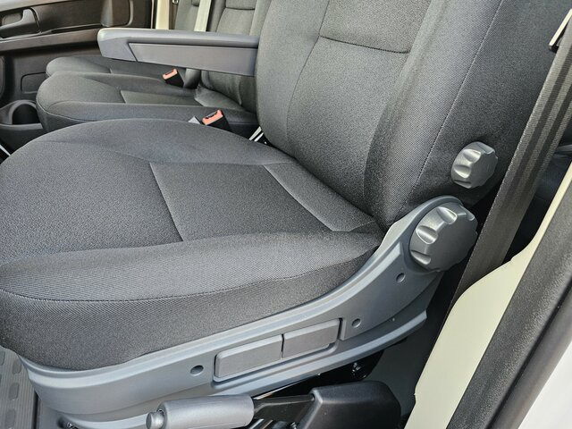 FIAT Ducato MAXI Serie10-9.2 2025 DOKA Kipper AHK... - כלי רכב מסחרי מזהיר, כלי רכב מסחרי קומבי: תמונה 4 FIAT Ducato MAXI Serie10-9.2 2025 DOKA Kipper AHK... - כלי רכב מסחרי מזהיר, כלי רכב מסחרי קומבי: תמונה 4