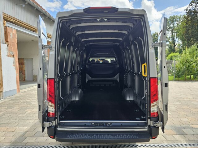 כלי רכב מסחרי עם לוח, כלי רכב מסחרי קומבי IVECO Daily 35S18HA8V DOKA Snoeks Mixto Hi-Matic 16m³: תמונה 38