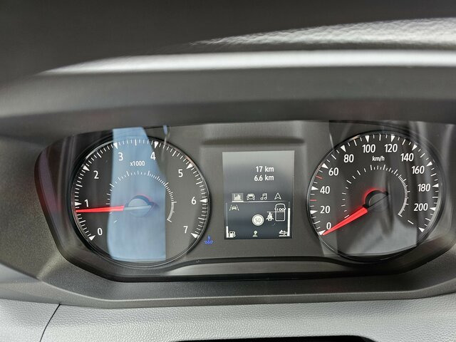RENAULT Master 170 Koffer LED Kamera 2,33 Höhe sofort! - כלי רכב מסחרי עם תיבה: תמונה 4 RENAULT Master 170 Koffer LED Kamera 2,33 Höhe sofort! - כלי רכב מסחרי עם תיבה: תמונה 4
