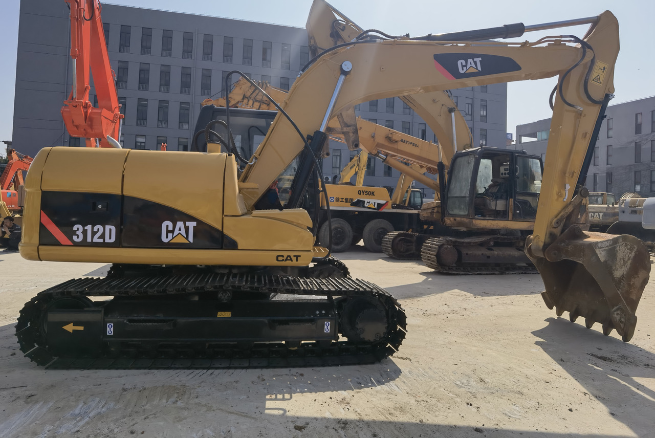 CAT 312D Excavator - מחפר סורק: תמונה 4 CAT 312D Excavator - מחפר סורק: תמונה 4