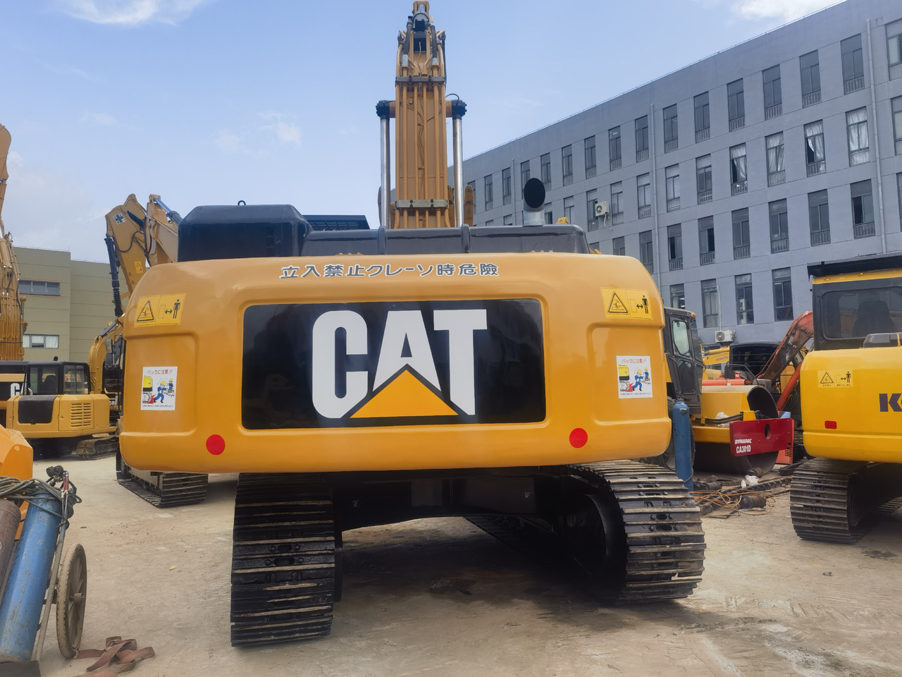 CAT 330DL excavator - מחפר סורק: תמונה 5 CAT 330DL excavator - מחפר סורק: תמונה 5
