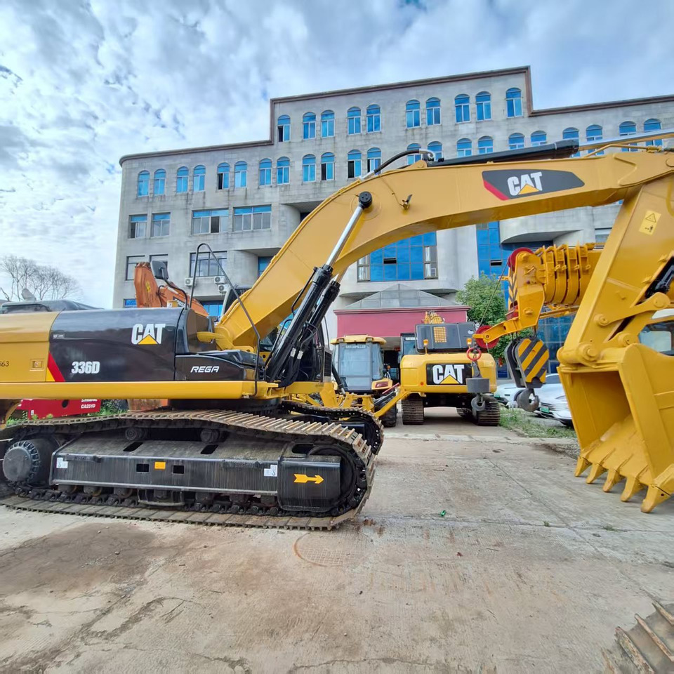CAT 336D Excavator - מחפר: תמונה 1 CAT 336D Excavator - מחפר: תמונה 1