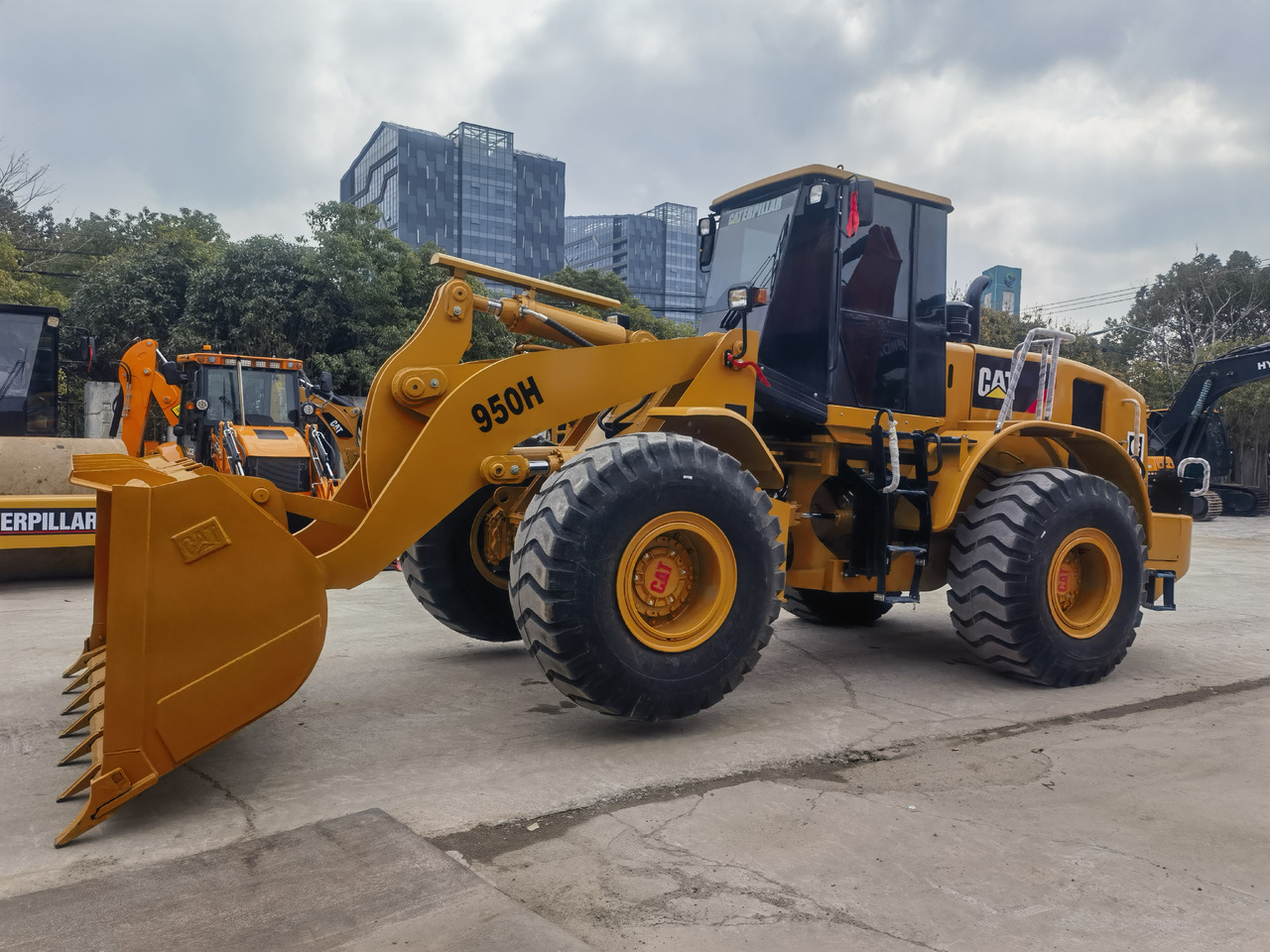 CAT 950H Wheel Loader - מעמיס גלגלים: תמונה 5 CAT 950H Wheel Loader - מעמיס גלגלים: תמונה 5