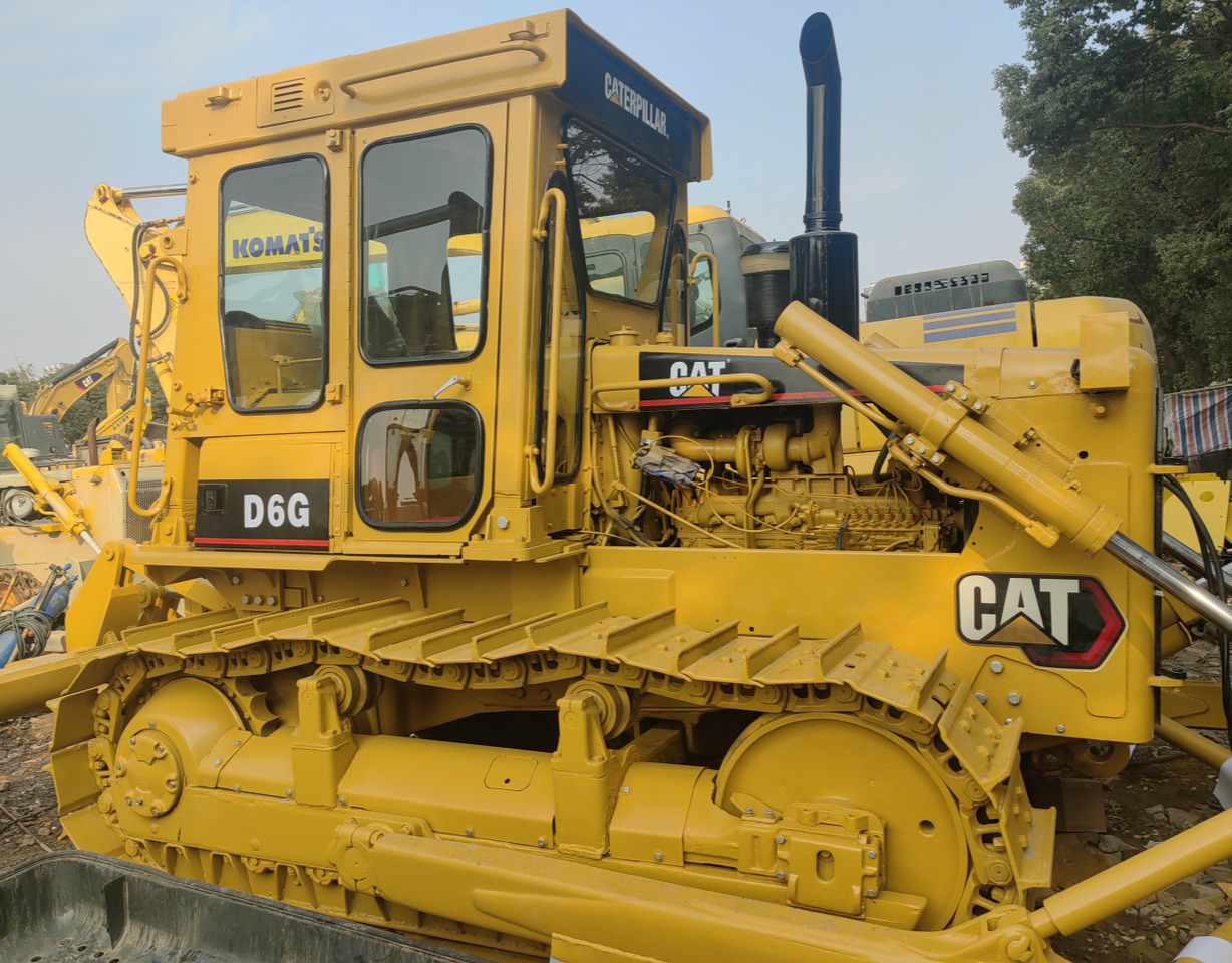 CAT D6G Bulldozer - דחפור: תמונה 4 CAT D6G Bulldozer - דחפור: תמונה 4