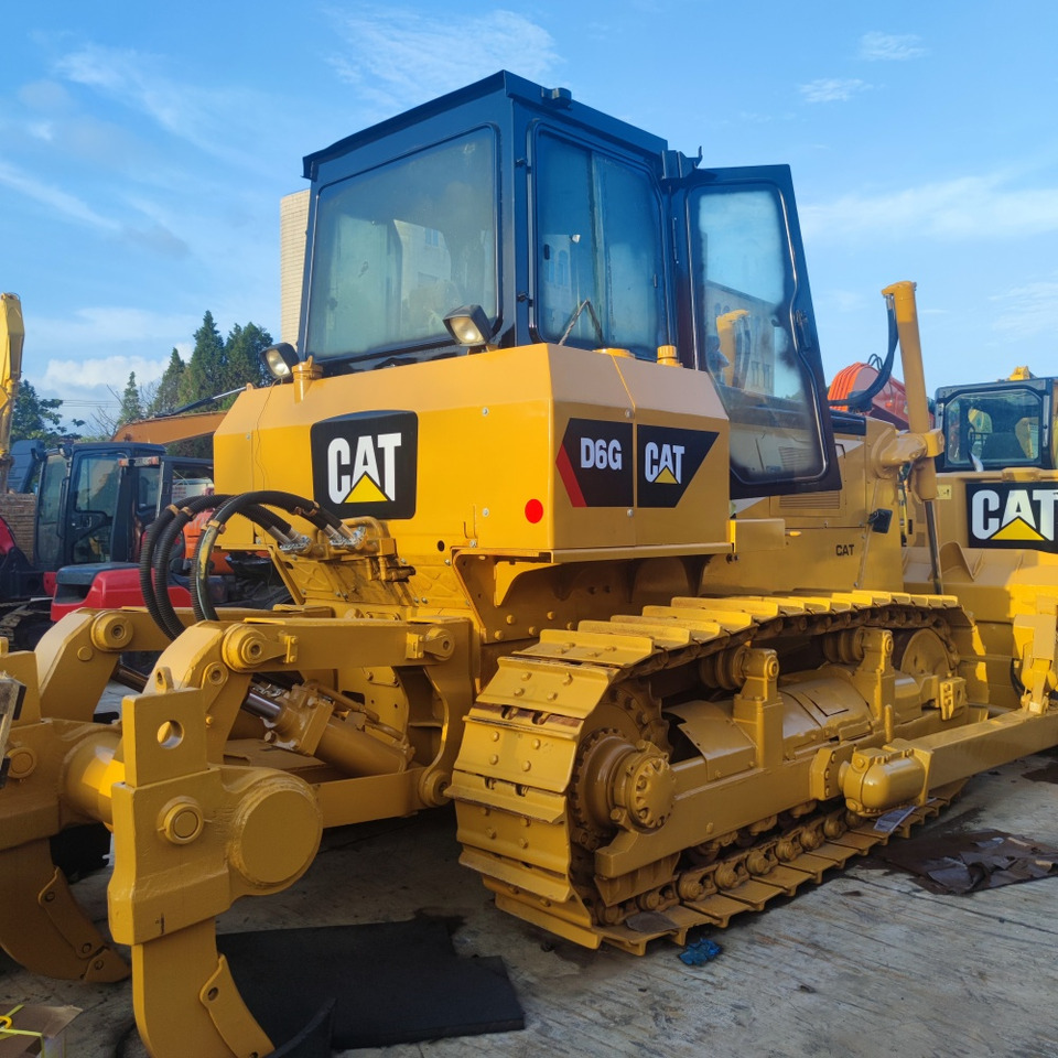 CAT D6G Bulldozer - דחפור: תמונה 4 CAT D6G Bulldozer - דחפור: תמונה 4