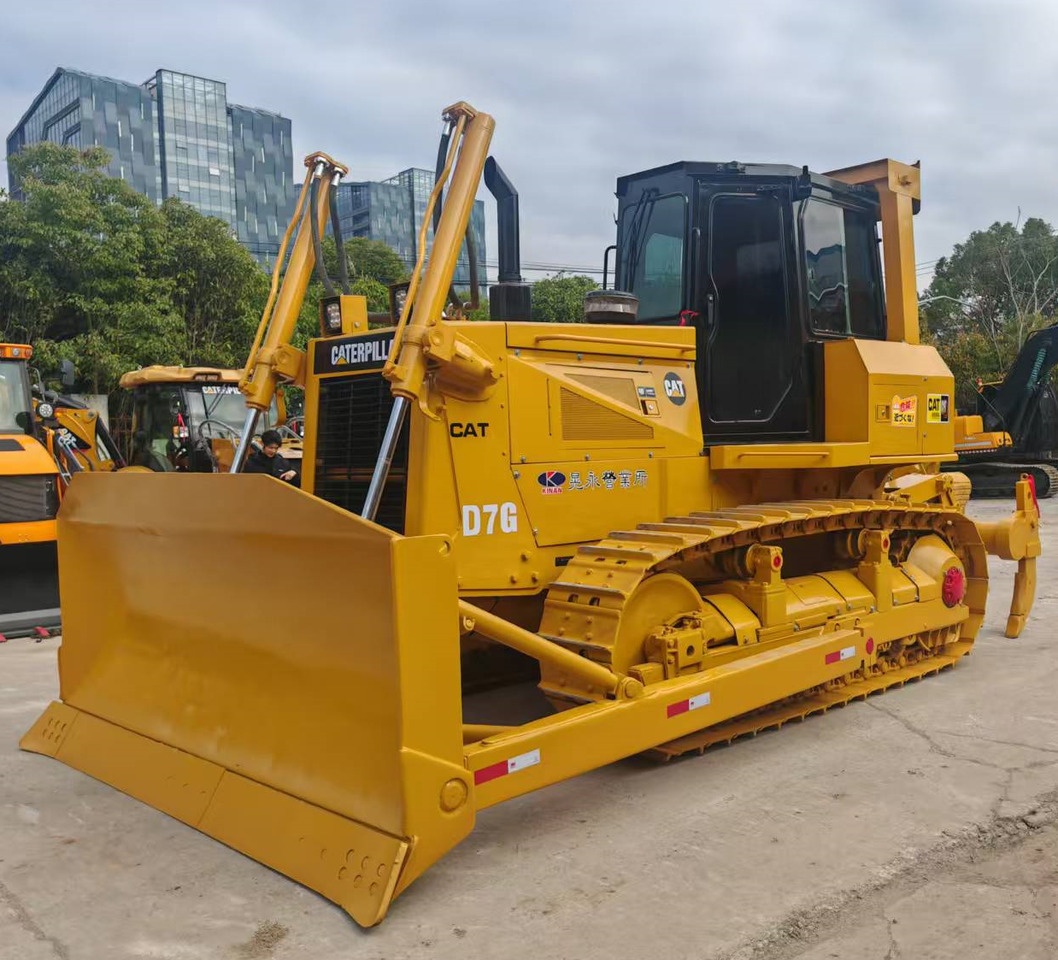 CAT D7G Bulldozer - דחפור: תמונה 2 CAT D7G Bulldozer - דחפור: תמונה 2