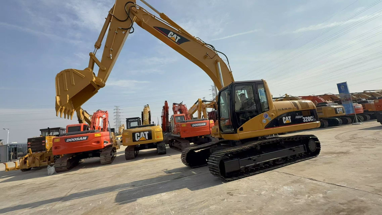 Cat 320cl excavator - מחפר סורק: תמונה 2 Cat 320cl excavator - מחפר סורק: תמונה 2