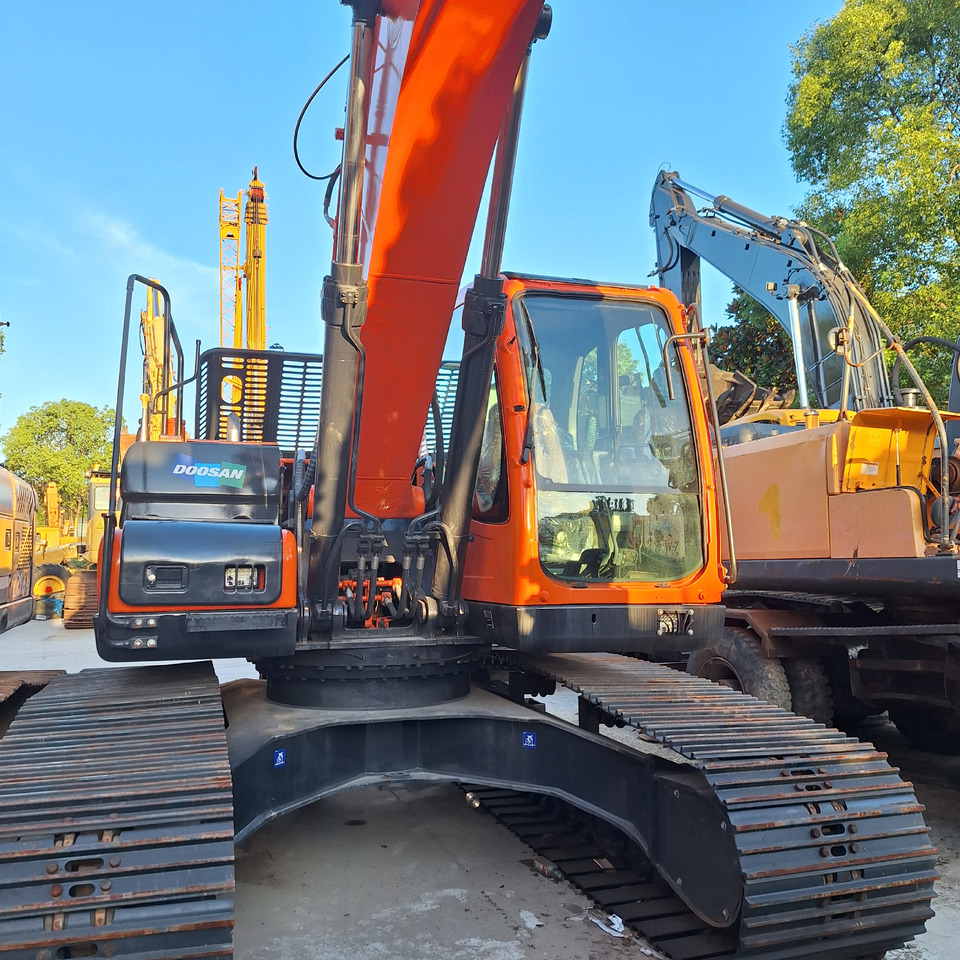 מחפר סורק Doosan Dx225LC-9C Crawler Excavator: תמונה 6 מחפר סורק Doosan Dx225LC-9C Crawler Excavator: תמונה 6
