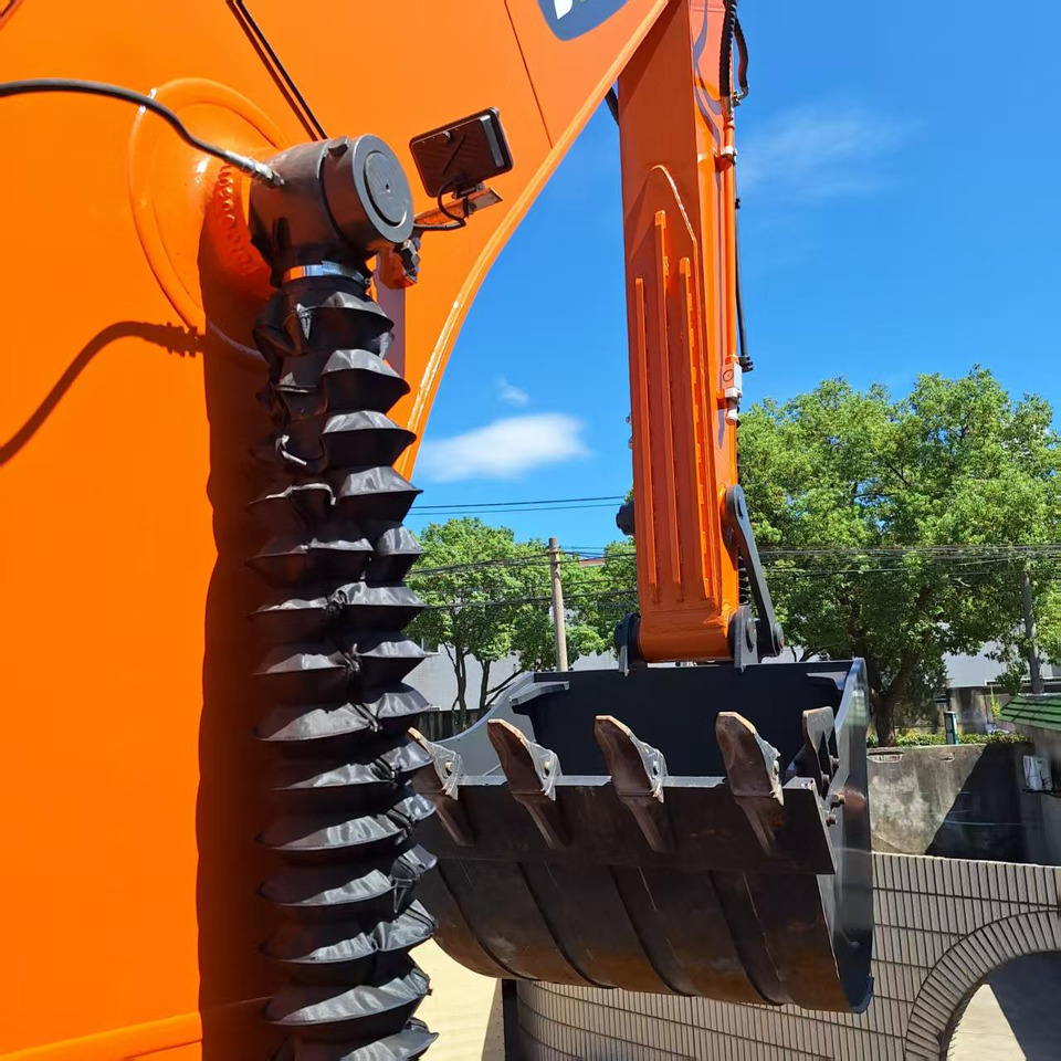 Doosan Dx225LCA Crawler Excavator - מחפר סורק: תמונה 4 Doosan Dx225LCA Crawler Excavator - מחפר סורק: תמונה 4