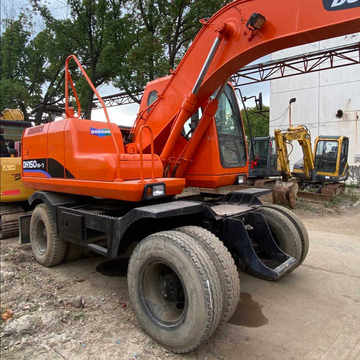 Doosan used excavators 150W-7 210W-7 12 ton mini excavators wheel excavators for sale - מחפר סורק: תמונה 1 Doosan used excavators 150W-7 210W-7 12 ton mini excavators wheel excavators for sale - מחפר סורק: תמונה 1