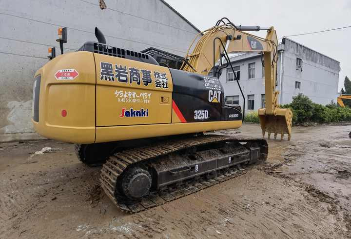 Excavadora CAT 330 330D 325D excavator cheap used CAT 330D2L digger CAT325 earth moving machine for sale - מחפר סורק: תמונה 3 Excavadora CAT 330 330D 325D excavator cheap used CAT 330D2L digger CAT325 earth moving machine for sale - מחפר סורק: תמונה 3