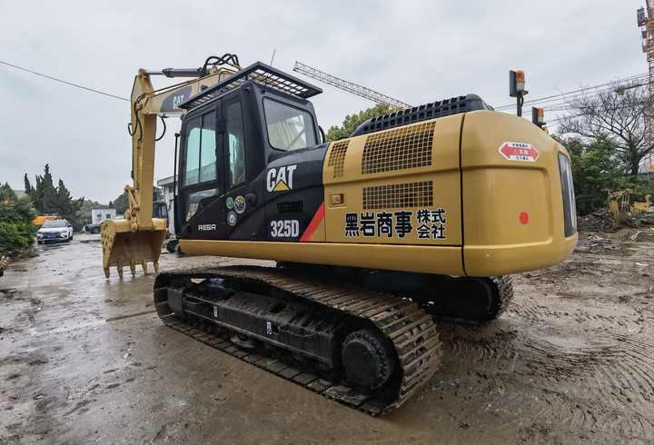 Excavadora CAT 330 330D 325D excavator cheap used CAT 330D2L digger CAT325 earth moving machine for sale - מחפר סורק: תמונה 4 Excavadora CAT 330 330D 325D excavator cheap used CAT 330D2L digger CAT325 earth moving machine for sale - מחפר סורק: תמונה 4