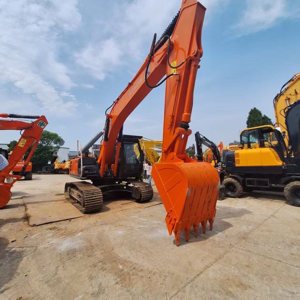 Hitachi ZX200 Excavator - מחפר סורק: תמונה 5 Hitachi ZX200 Excavator - מחפר סורק: תמונה 5