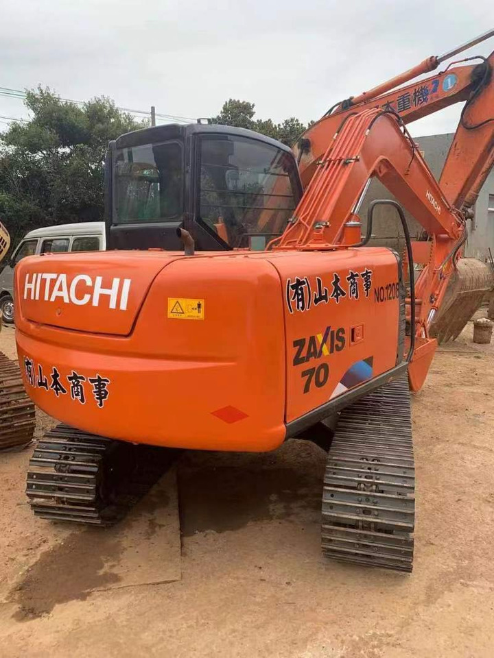 Hitachi ZX70 Excavator - מחפר סורק: תמונה 1 Hitachi ZX70 Excavator - מחפר סורק: תמונה 1