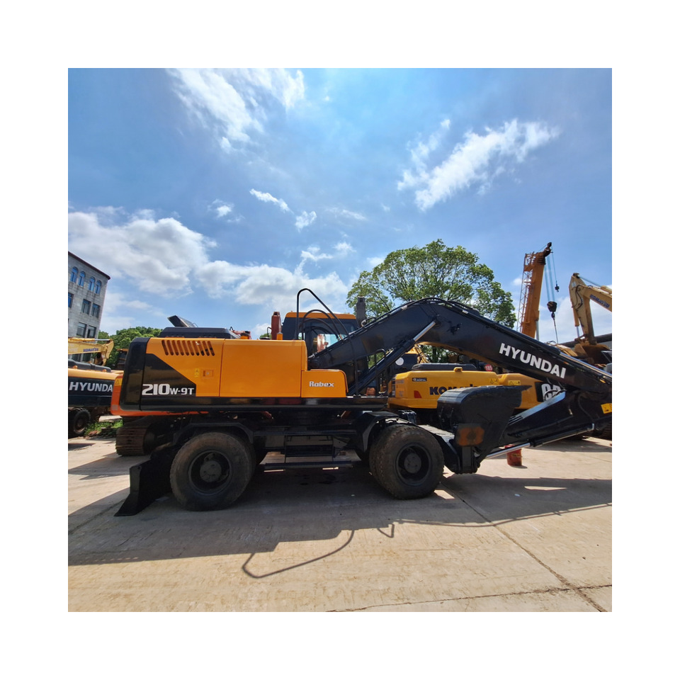 Hyundai 210w-9T wheel excavator - מחפר גלגלים: תמונה 1 Hyundai 210w-9T wheel excavator - מחפר גלגלים: תמונה 1