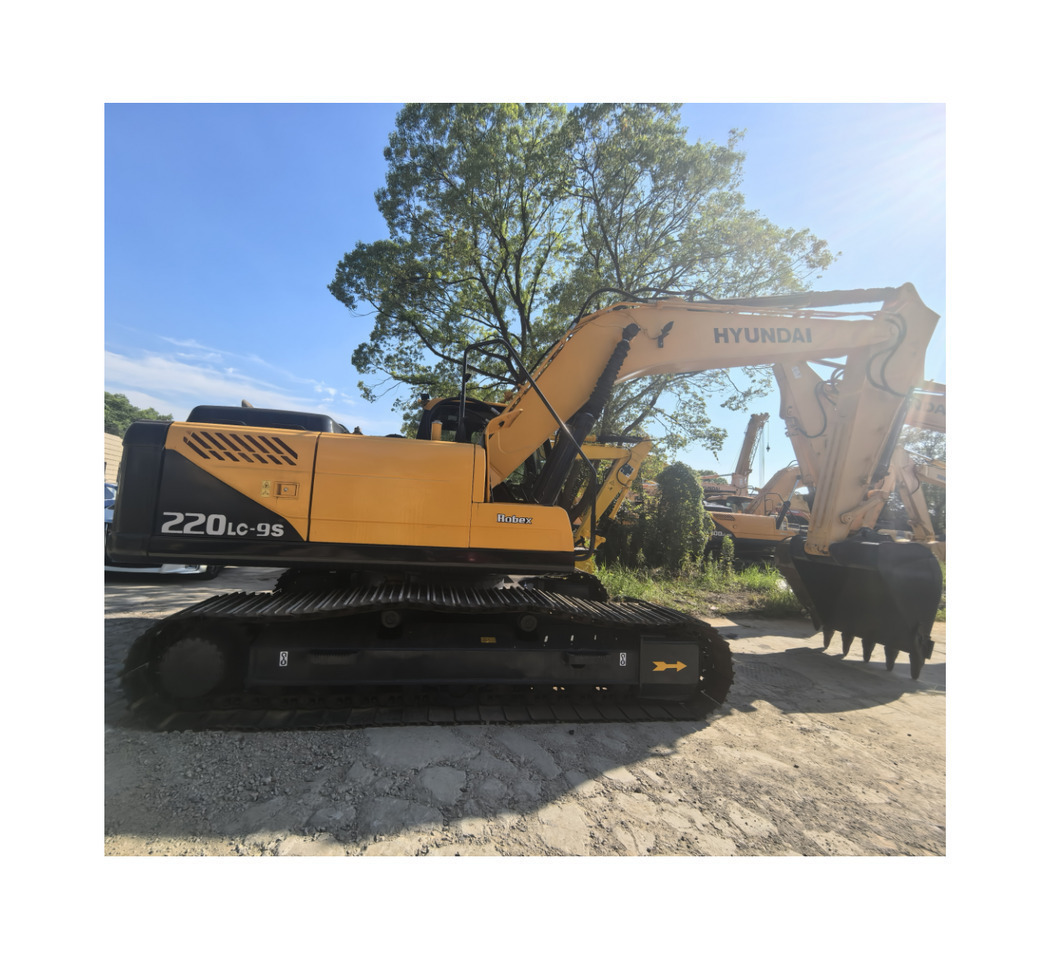 Hyundai 220lc-9s   excavator - מחפר גלגלים: תמונה 1 Hyundai 220lc-9s   excavator - מחפר גלגלים: תמונה 1