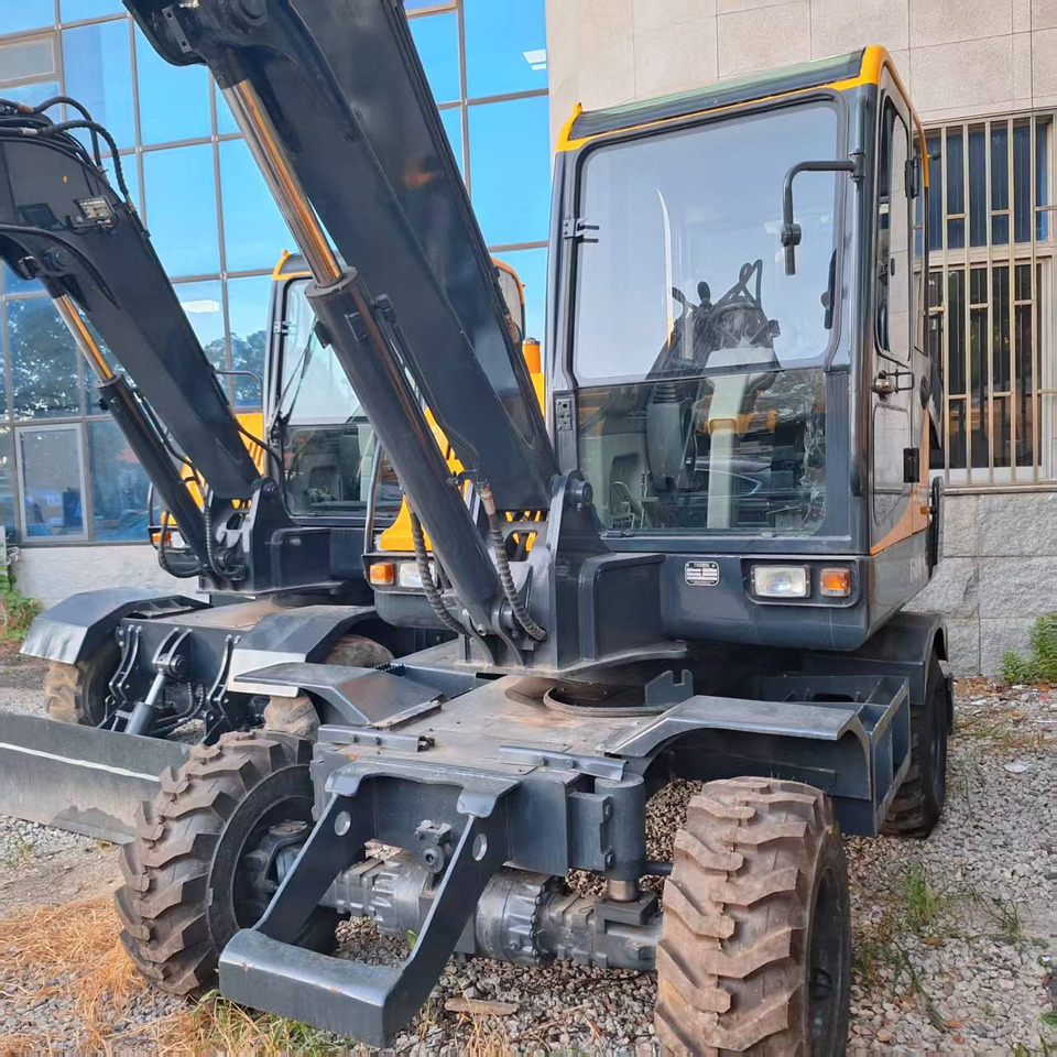 Hyundai 60wvs  excavator - מחפר גלגלים: תמונה 3 Hyundai 60wvs  excavator - מחפר גלגלים: תמונה 3