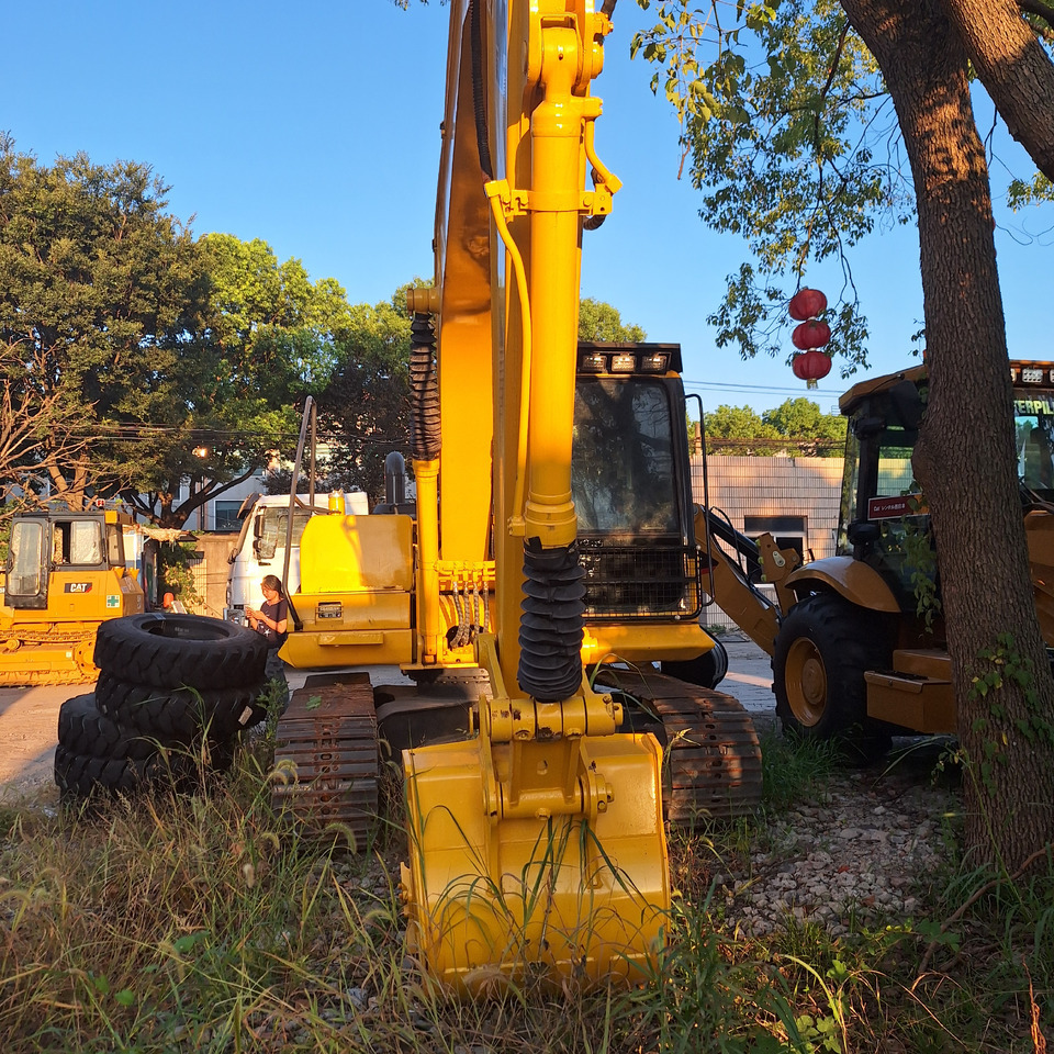 Komatsu PC130 Excavator - מחפר סורק: תמונה 5 Komatsu PC130 Excavator - מחפר סורק: תמונה 5