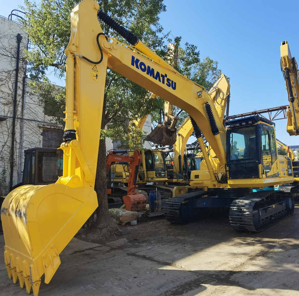 Komatsu PC200-8 Excavator - מחפר סורק: תמונה 4 Komatsu PC200-8 Excavator - מחפר סורק: תמונה 4