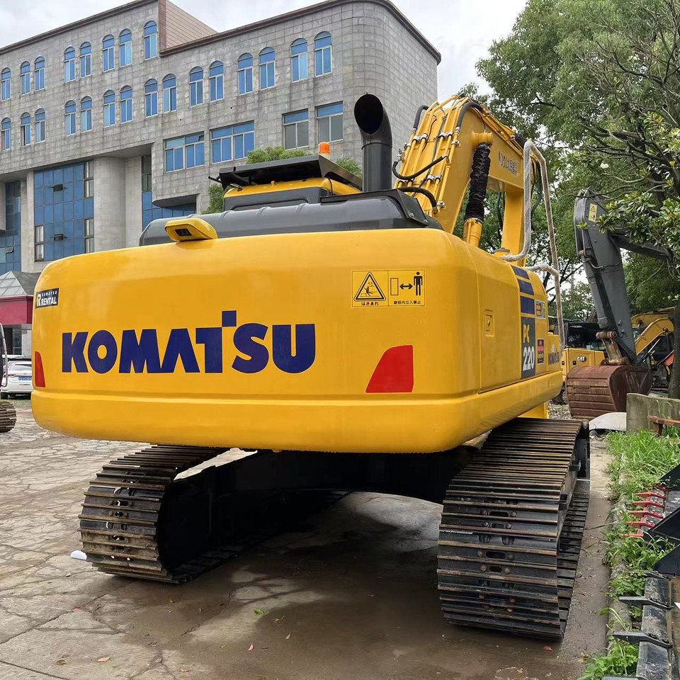 Komatsu PC220-8 Excavator - מחפר סורק: תמונה 5 Komatsu PC220-8 Excavator - מחפר סורק: תמונה 5