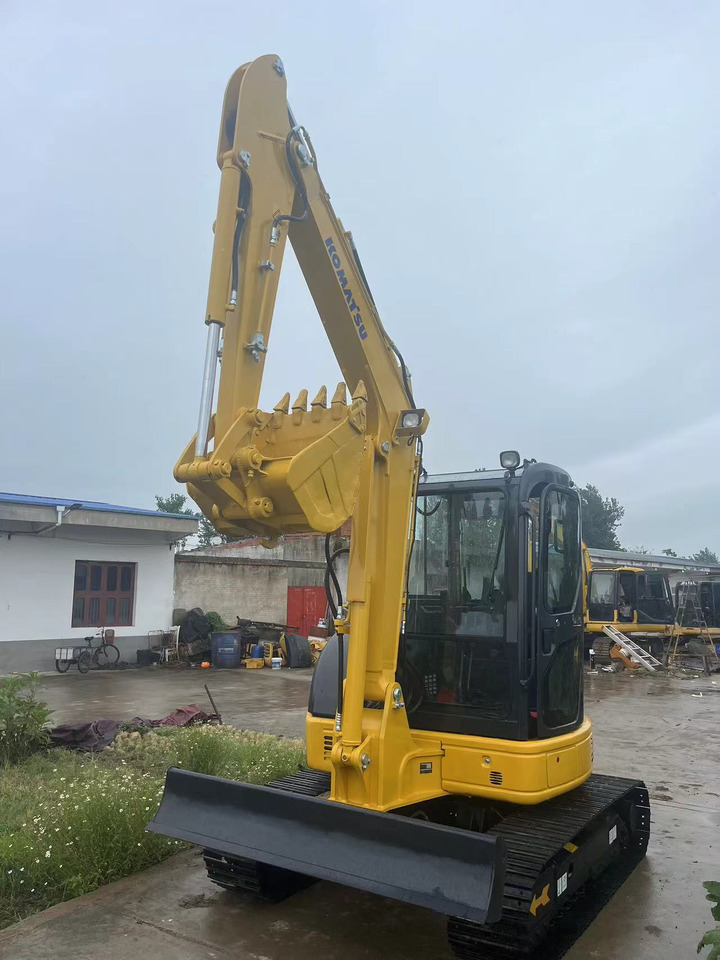 Komatsu PC55MR - מיני מחפר: תמונה 4 Komatsu PC55MR - מיני מחפר: תמונה 4
